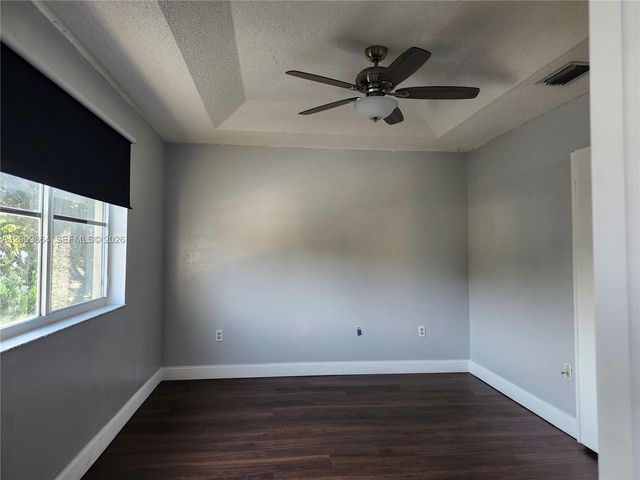 312 NW 114th Ave 4-104, Sweetwater, FL 33172