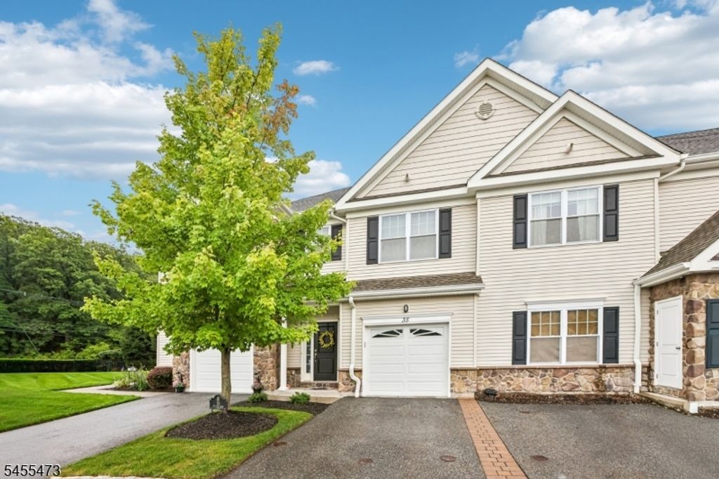35 Red Oak Ct, Wanaque Boro, NJ 07420 — exterior
