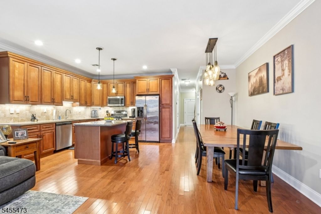 35 Red Oak Ct, Wanaque Boro, NJ 07420 — photo 4