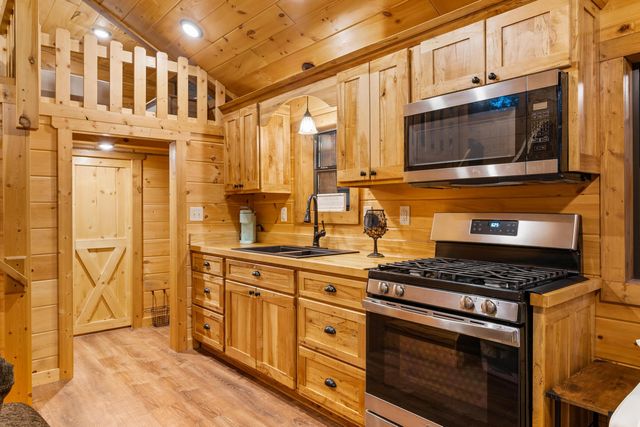 1373 Bridge Street, Branchville, SC 29432