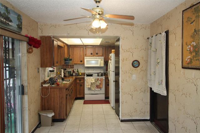 6811 ALPERT DRIVE, Orlando, FL 32810