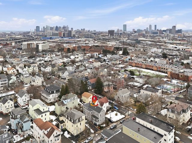 96 Glen St, Somerville, MA 02145