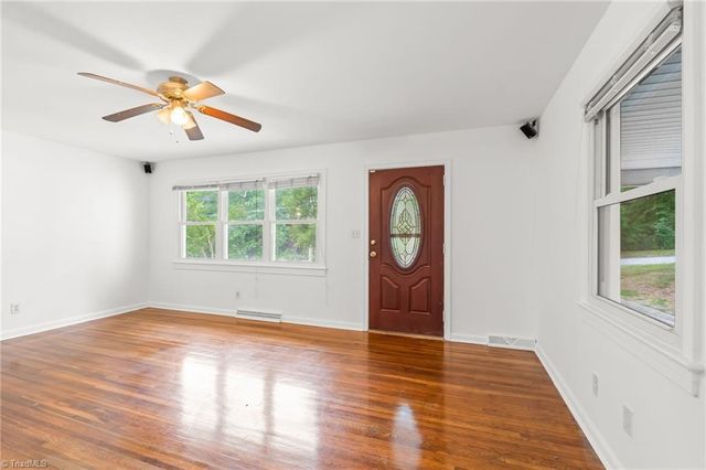 1410 WILTSHIRE Street, High Point, NC 27265