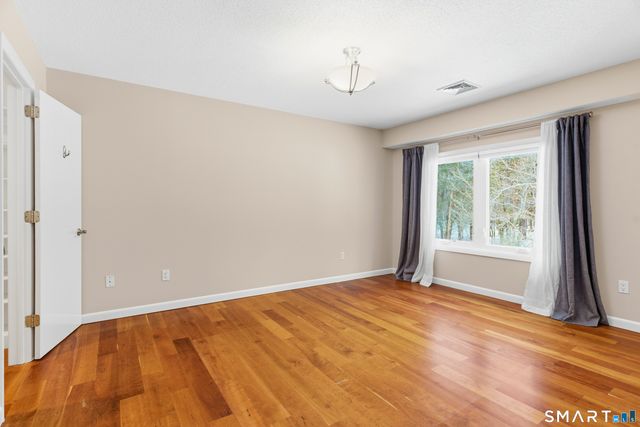 443 South Main Street 32, Manchester, CT 06040