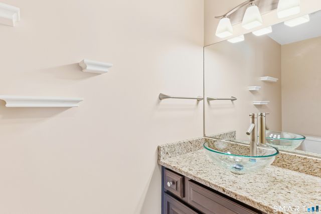 443 South Main Street 32, Manchester, CT 06040