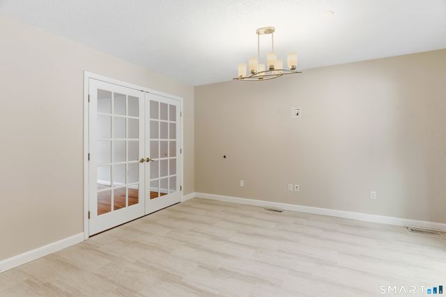 443 South Main Street 32, Manchester, CT 06040