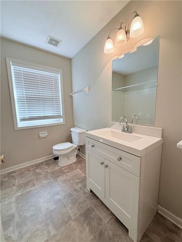 4018 Hidden Hollow Terrace B, Gainesville, GA 30506