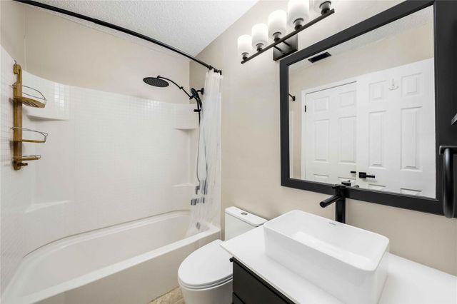 8903 Trone CIR C, Austin, TX 78758