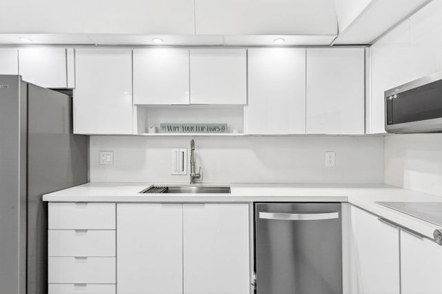 4001 S Ocean Drive 11f, Hollywood, FL 33019