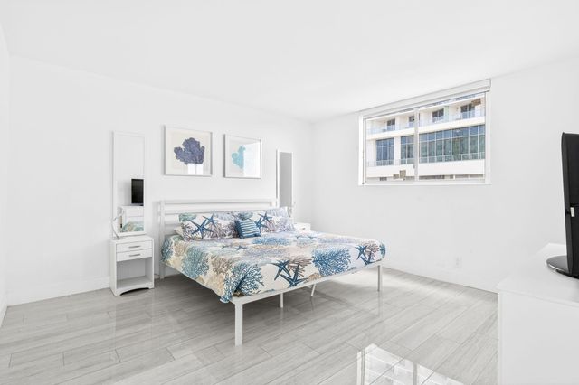 4001 S Ocean Drive 11f, Hollywood, FL 33019