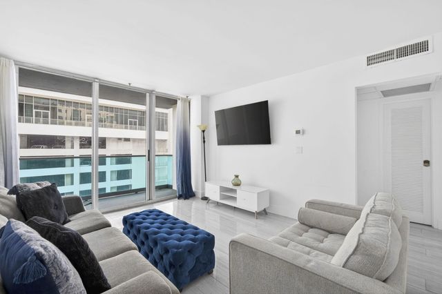 4001 S Ocean Drive 11f, Hollywood, FL 33019