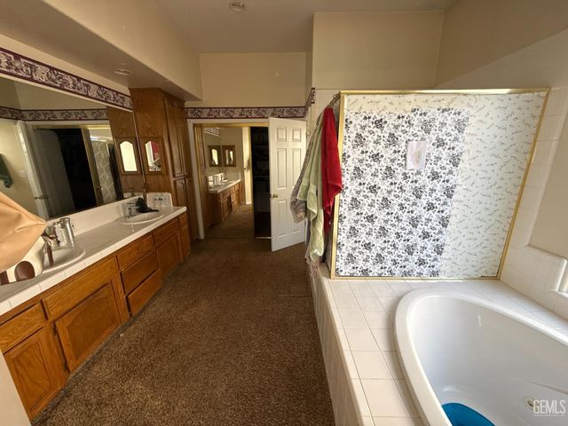 7416 Cherish Rose Lane, Bakersfield, CA 93313