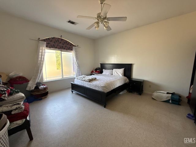 7416 Cherish Rose Lane, Bakersfield, CA 93313