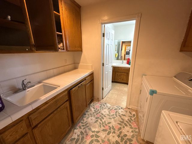 7416 Cherish Rose Lane, Bakersfield, CA 93313