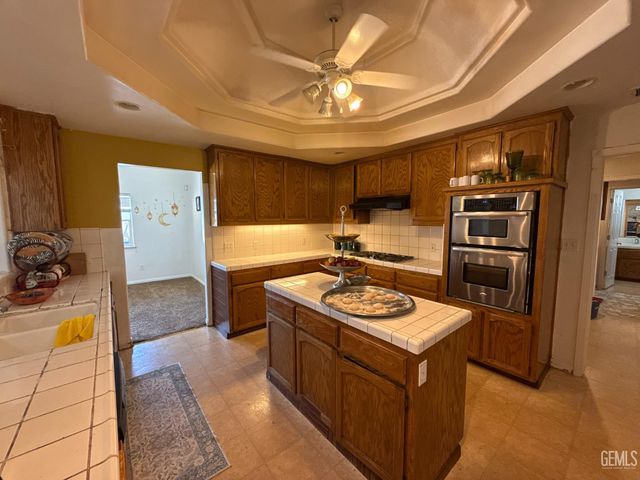 7416 Cherish Rose Lane, Bakersfield, CA 93313