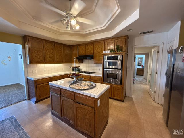 7416 Cherish Rose Lane, Bakersfield, CA 93313