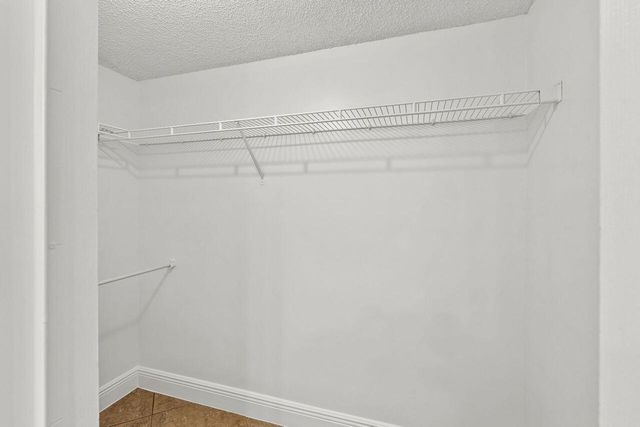 5701 Riverside Drive 106b6, Coral Springs, FL 33067