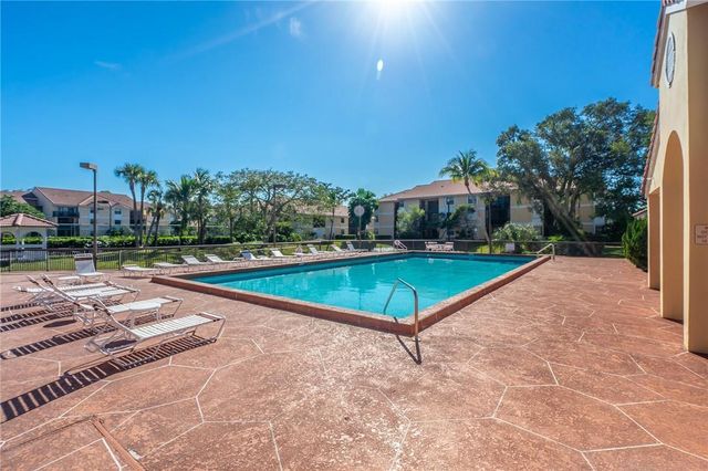 5701 Riverside Drive 106b6, Coral Springs, FL 33067