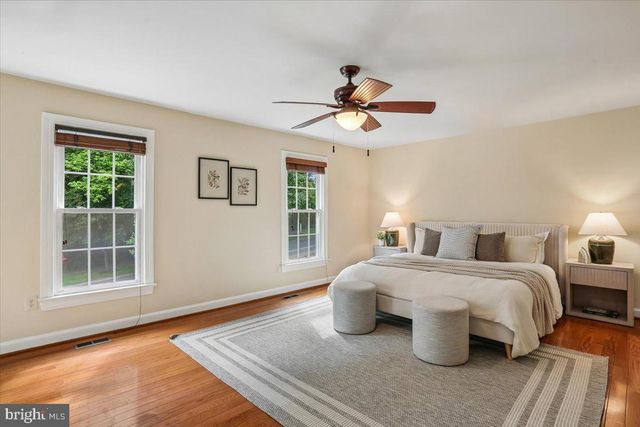 9806 CAMPBELL DR, Kensington, MD 20895