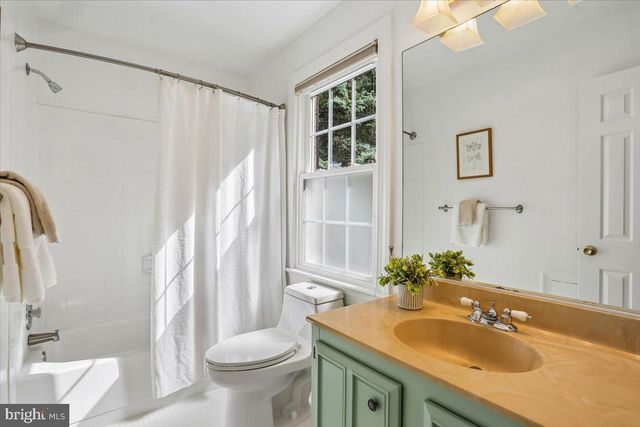 9806 CAMPBELL DR, Kensington, MD 20895