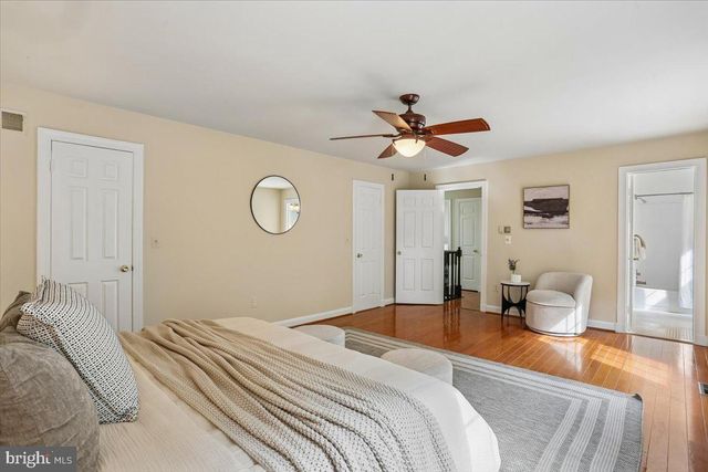 9806 CAMPBELL DR, Kensington, MD 20895