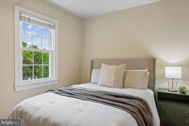 9806 CAMPBELL DR, Kensington, MD 20895