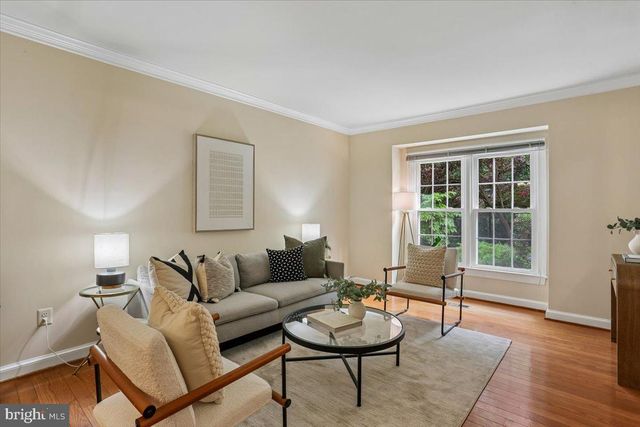 9806 CAMPBELL DR, Kensington, MD 20895