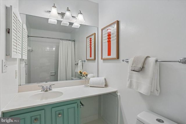 9806 CAMPBELL DR, Kensington, MD 20895