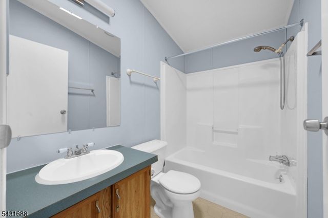 501 Momosa Drive, Manchester Twp., NJ 08759