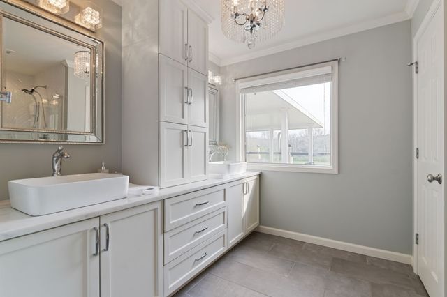 6613 Holt Rd, Nashville, TN 37211