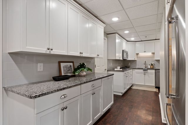 6613 Holt Rd, Nashville, TN 37211