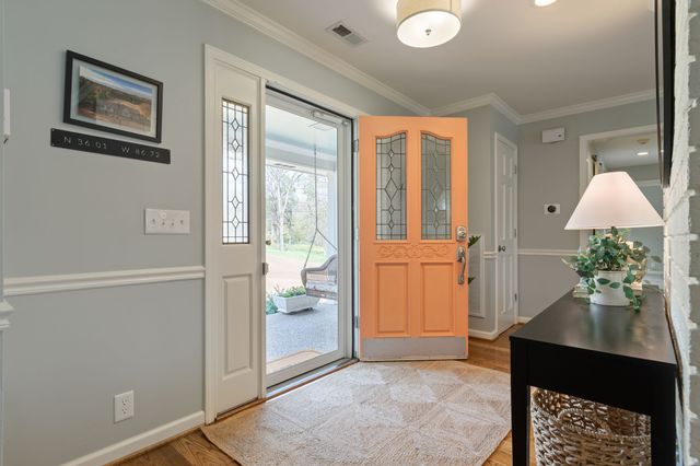 6613 Holt Rd, Nashville, TN 37211