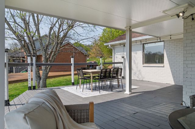 6613 Holt Rd, Nashville, TN 37211