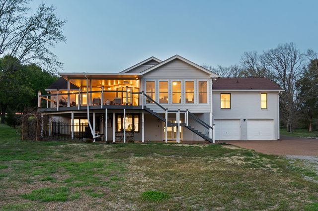 6613 Holt Rd, Nashville, TN 37211