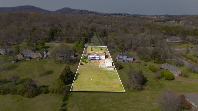 6613 Holt Rd, Nashville, TN 37211