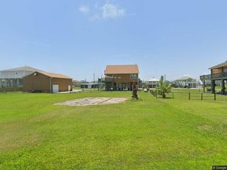 955 Palm Ridge Drive, Crystal Beach, TX 77650