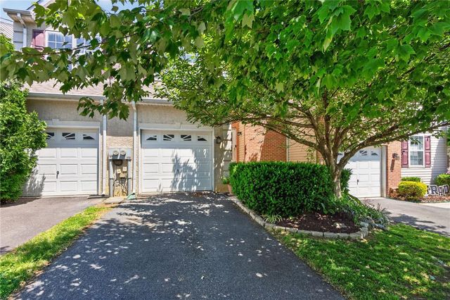 7013 Hunt Drive, Macungie Boro, PA 18062
