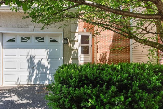 7013 Hunt Drive, Macungie Boro, PA 18062
