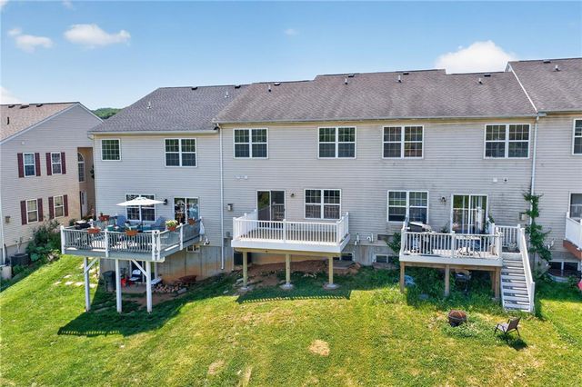 7013 Hunt Drive, Macungie Boro, PA 18062