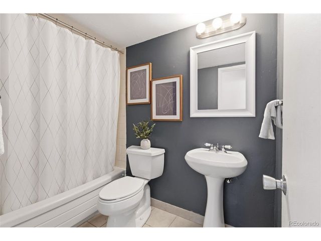 1121 Albion St 710, Denver, CO 80220