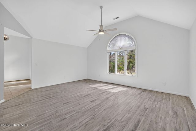 236 Ravenswood Road, Hampstead, NC 28443