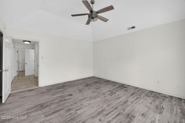 236 Ravenswood Road, Hampstead, NC 28443
