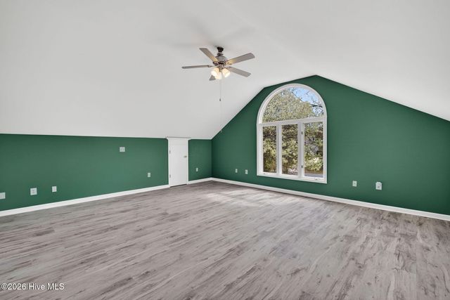236 Ravenswood Road, Hampstead, NC 28443