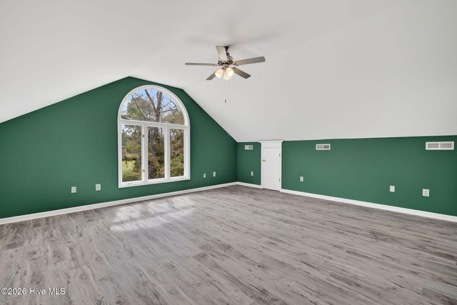 236 Ravenswood Road, Hampstead, NC 28443