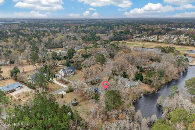 236 Ravenswood Road, Hampstead, NC 28443