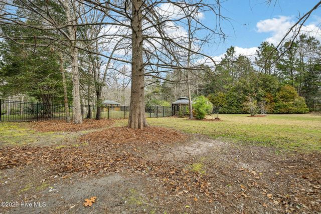 236 Ravenswood Road, Hampstead, NC 28443