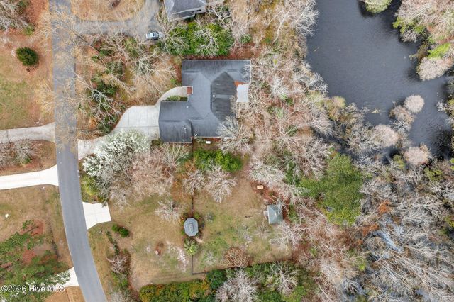 236 Ravenswood Road, Hampstead, NC 28443