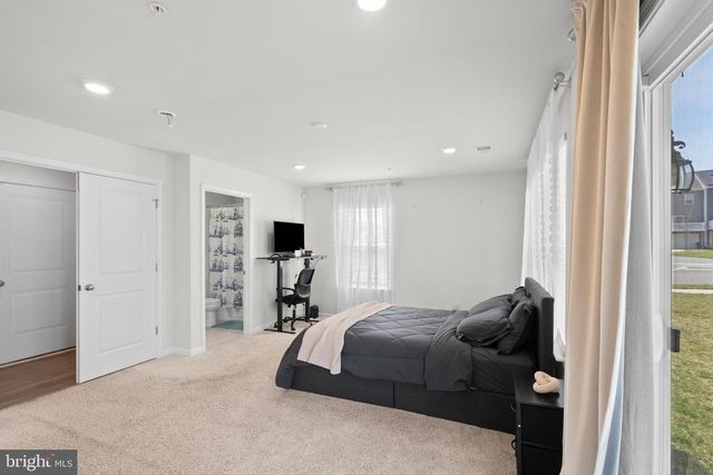 9715 SUMMERTON DR, Bowie, MD 20721