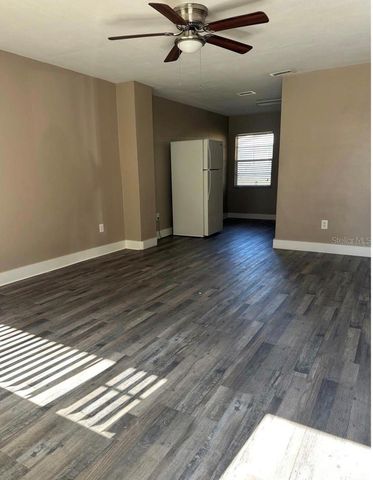 607 E JOHNS AVENUE, Mount Dora, FL 32757