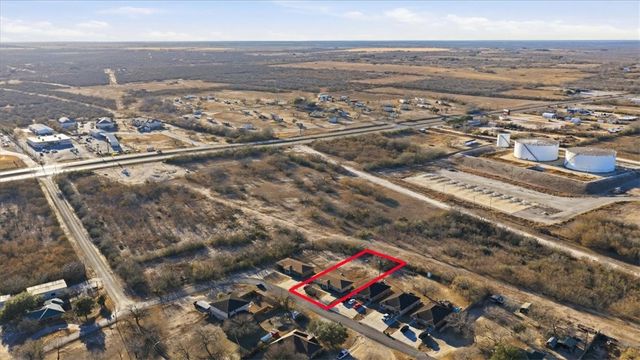 124 Kerry Dr 2, George West, TX 78022